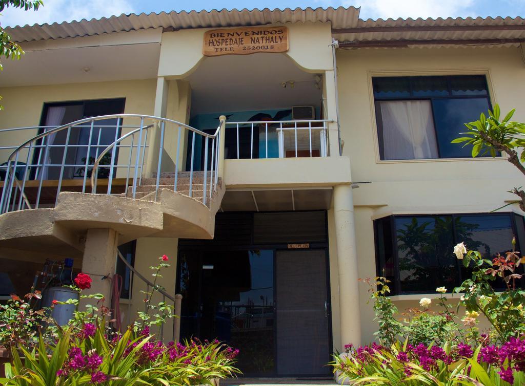 Hostal Nathaly Пуэрто-Бакерисо-Морено Экстерьер фото
