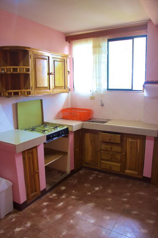 Hostal Nathaly Пуэрто-Бакерисо-Морено Номер фото