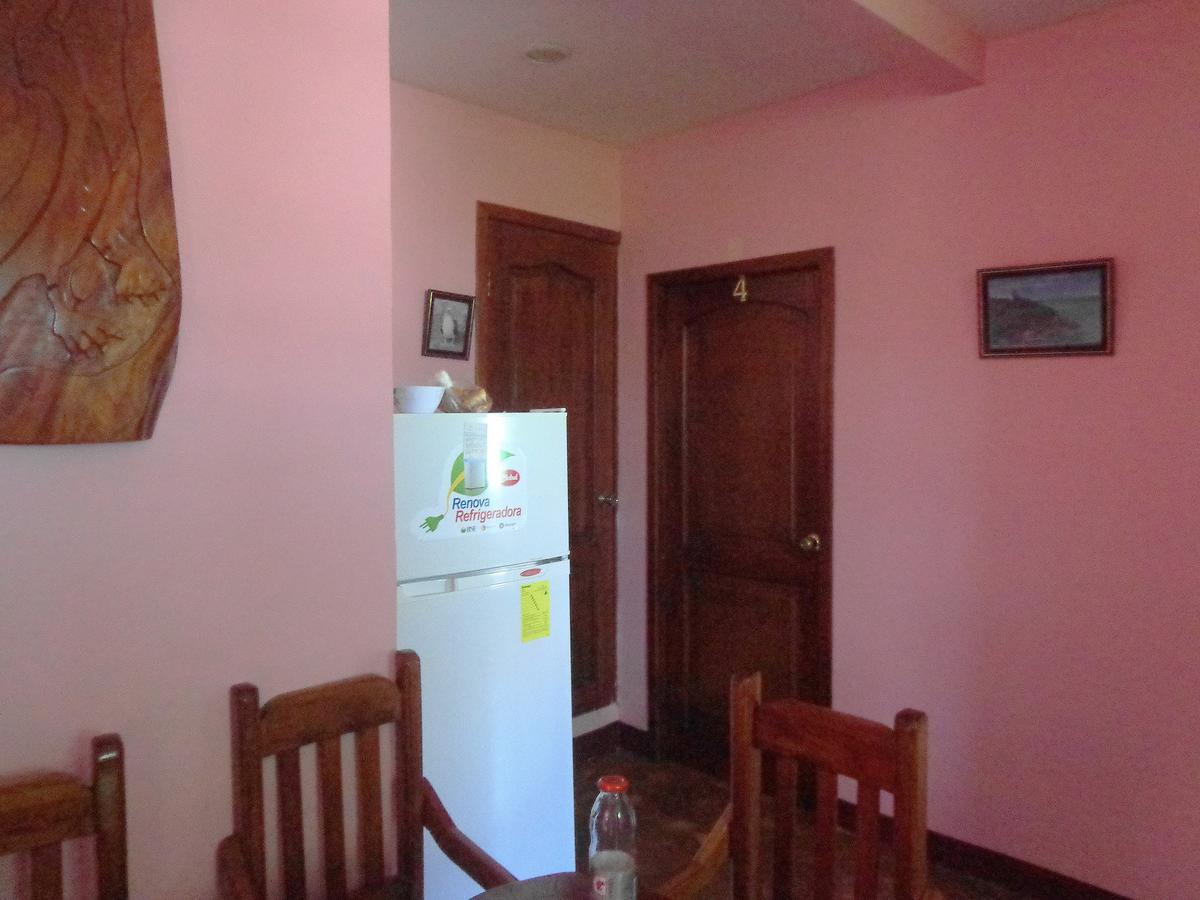 Hostal Nathaly Пуэрто-Бакерисо-Морено Экстерьер фото