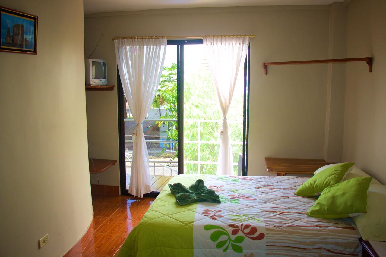 Hostal Nathaly Пуэрто-Бакерисо-Морено Экстерьер фото